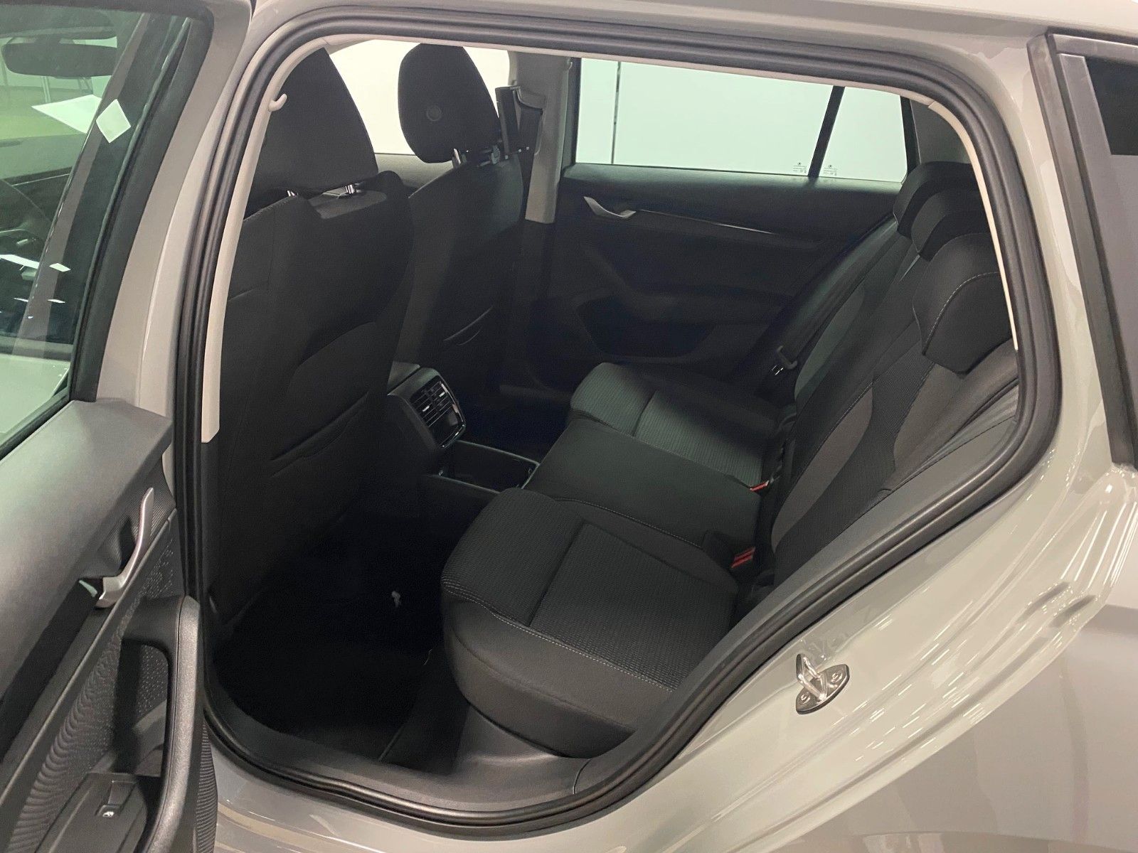 Fahrzeugabbildung SKODA Octavia 1.5 TSI MHEV DSG Selection+KAMERA+ACC+BC