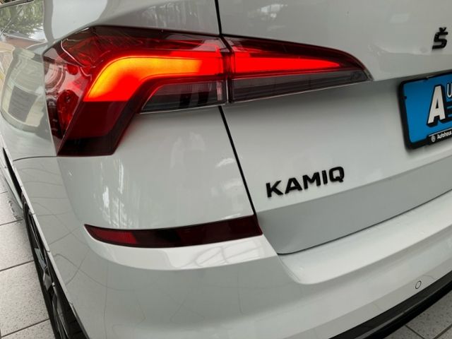 Fahrzeugabbildung SKODA Kamiq 1.5 TSI DSG Monte Carlo NAVI AHK KAMERA