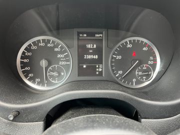 Mercedes Vito - 12