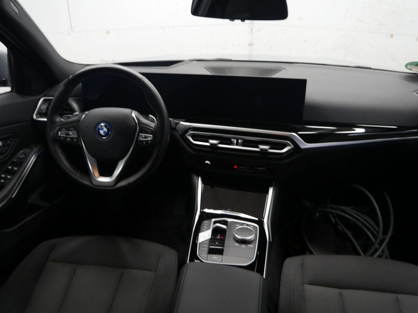 BMW 330 - Bild 6