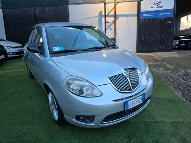 Lancia Ypsilon 1.2BENZ 69CV NEOP OK 140000KM-201