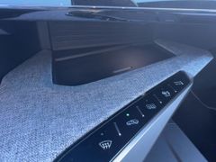 Foto Nummer 23: PEUGEOT 5008