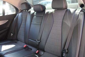 Mercedes E 200 - 7