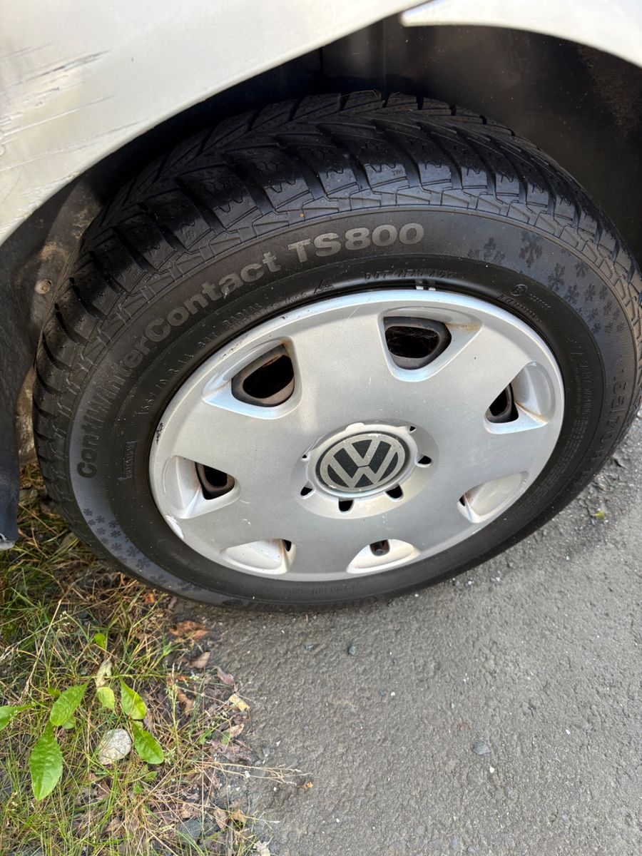 Fahrzeugabbildung Volkswagen Fox 1.2  *NUR 46.000km*