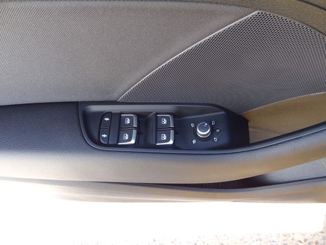 Fahrzeugabbildung Audi A3 Limousine sport/Virtual/Navi/AHK/61.500Km