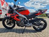 Aprilia Tuono 457   DEMO  A2 / 48 PS  ab 1,9 %eff.Zins - APRILIA VON 251 BIS 500 CCM