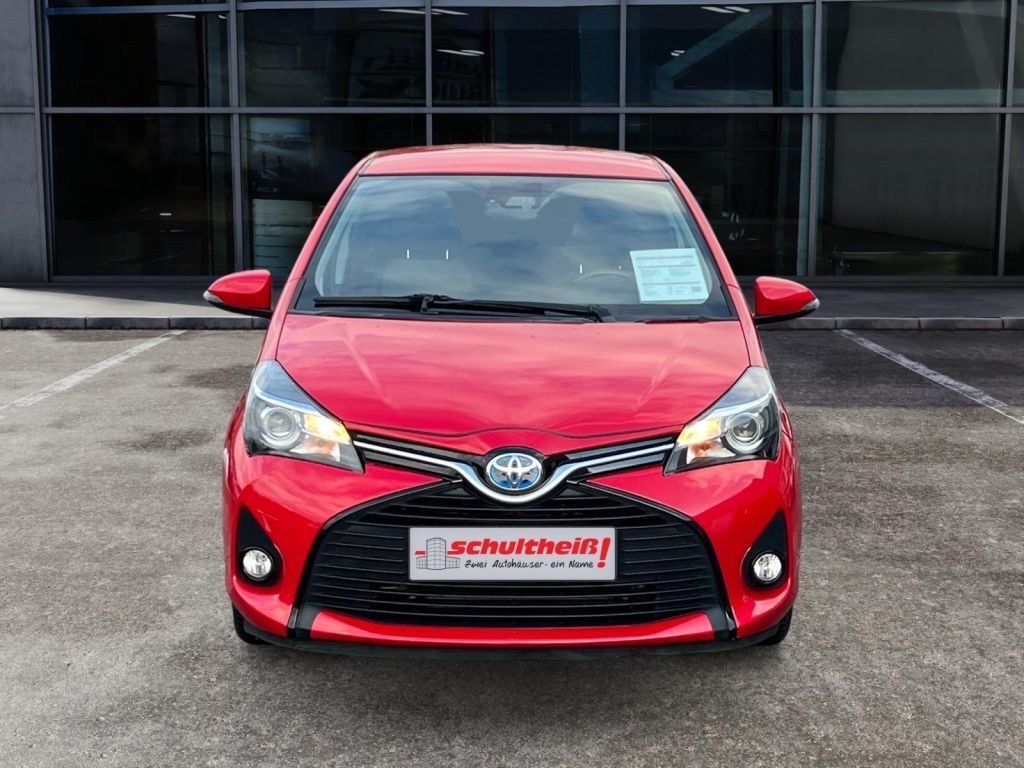 Fahrzeugabbildung Toyota Yaris Hybrid 1.5 VVT-i Edition-S