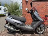 Kymco Yager GT 200 i - KYMCO ROLLER 200