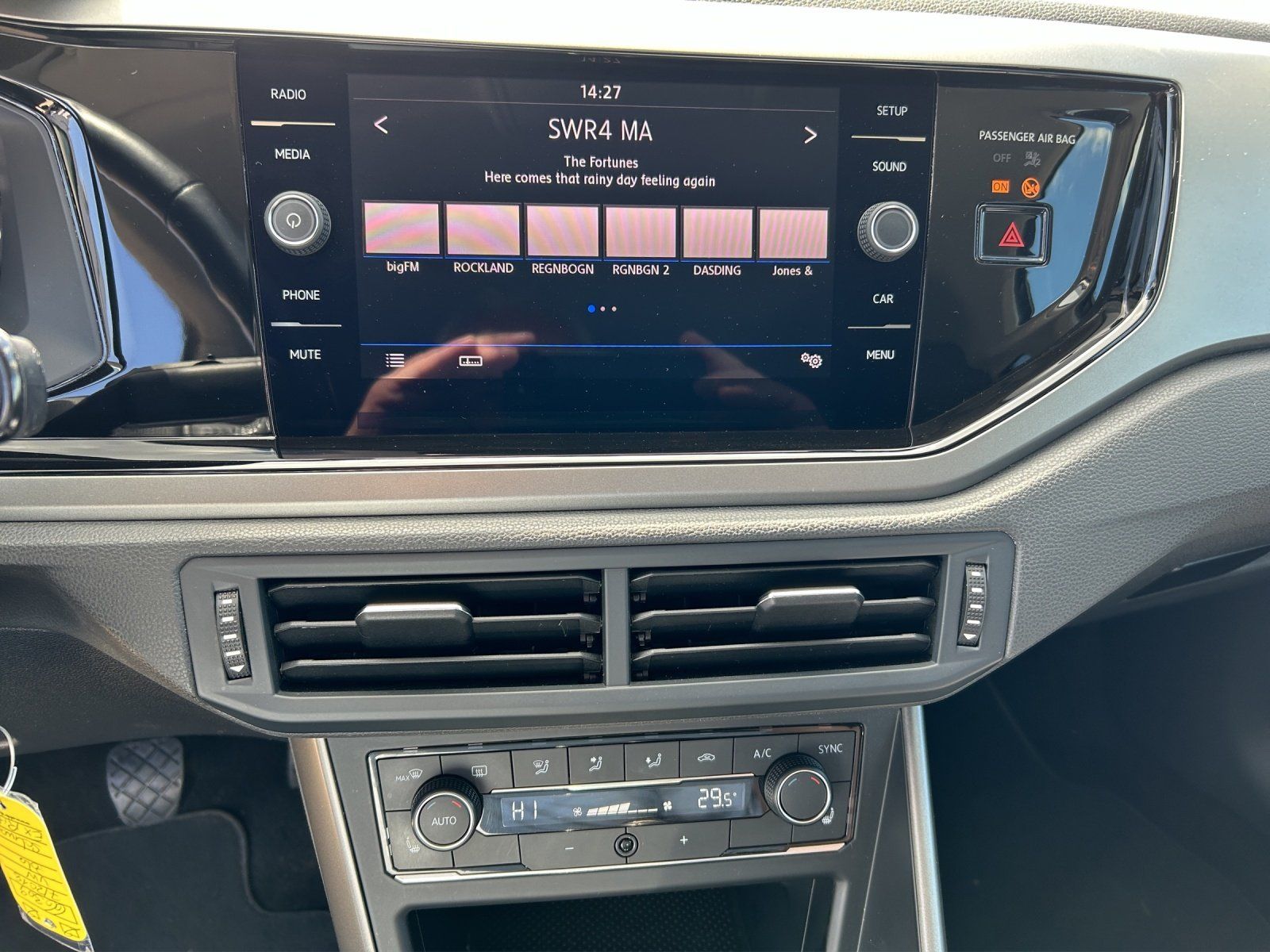 Fahrzeugabbildung Volkswagen Polo 1.0 Comfortline