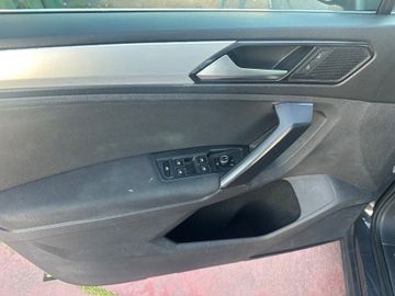 Volkswagen Tiguan - 10