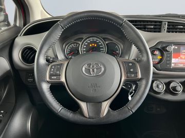 Toyota Yaris - 12