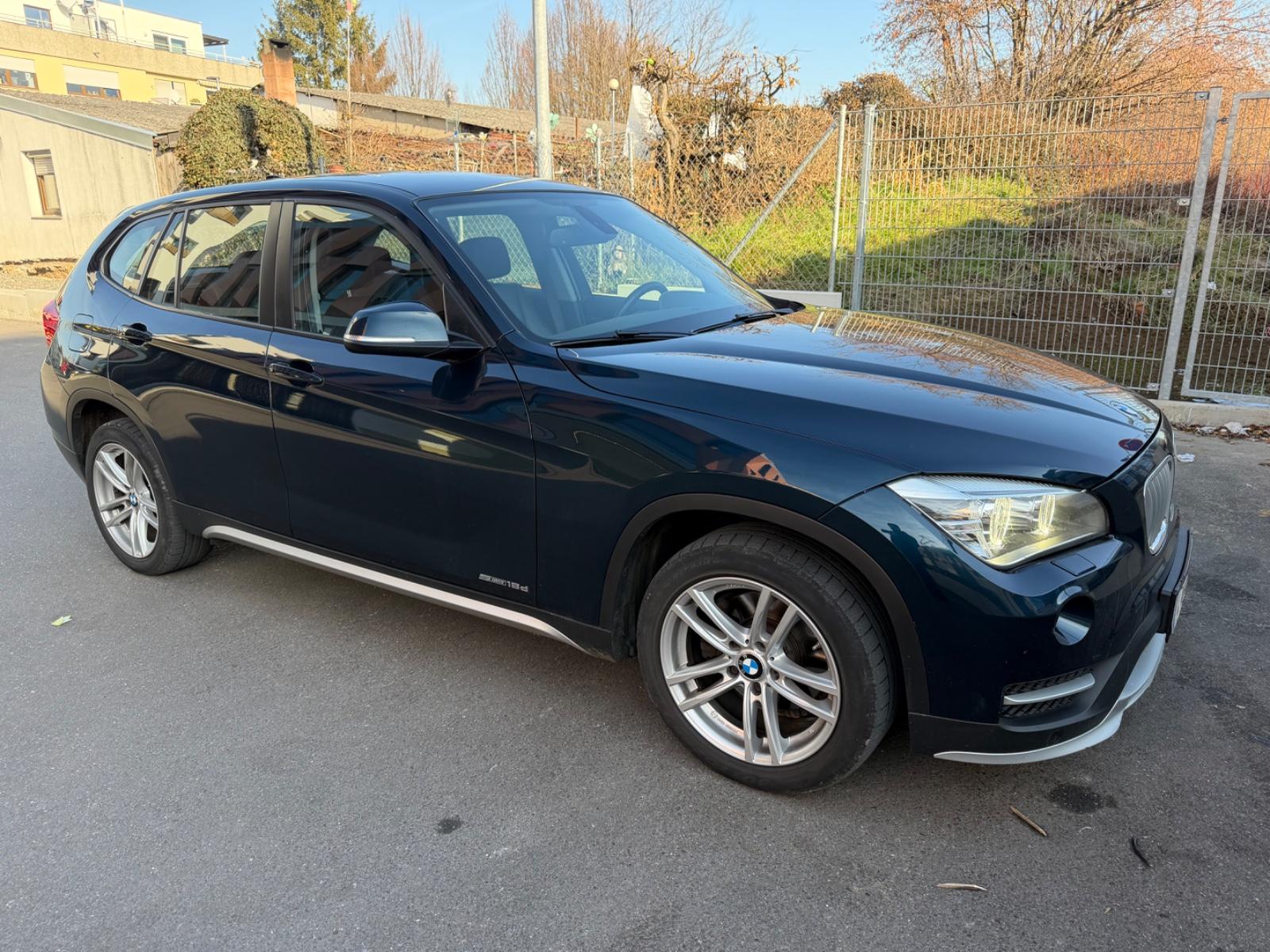 BMW X1 18 d sDrive X-Line*HiFi*PDC*Bi-XENON*T-LEDER
