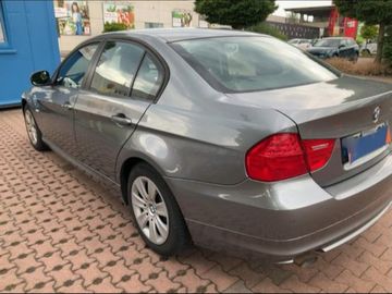 BMW 318 - 4