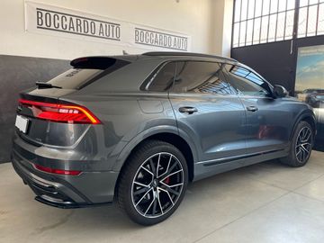 Audi Q8 - 4
