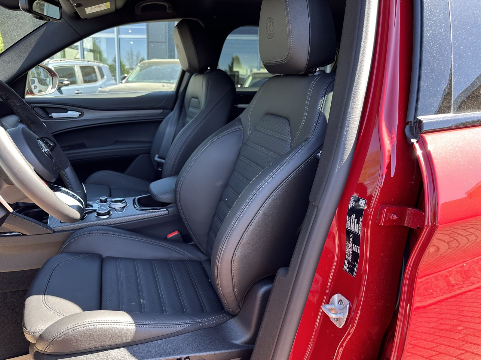 Alfa Romeo Stelvio - Bild 14