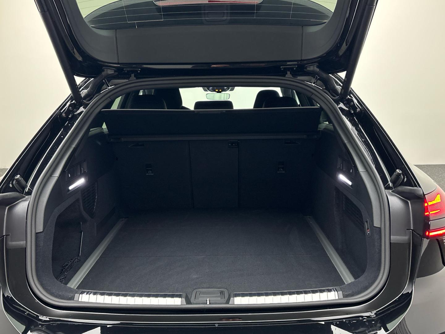 Audi A6 Avant TDI quattro S line Tech pro HuD Luftf.