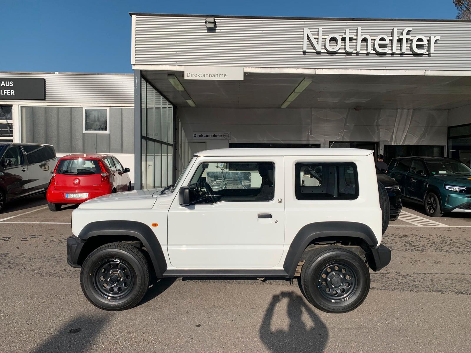 Suzuki Jimny Comfort AllGrip NFZ Neuwertiger Zustand