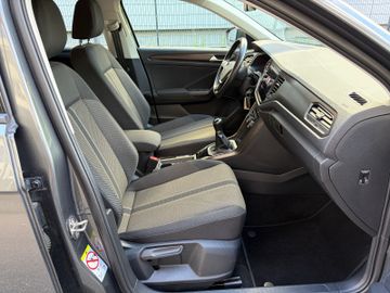 Volkswagen T-Roc - 9