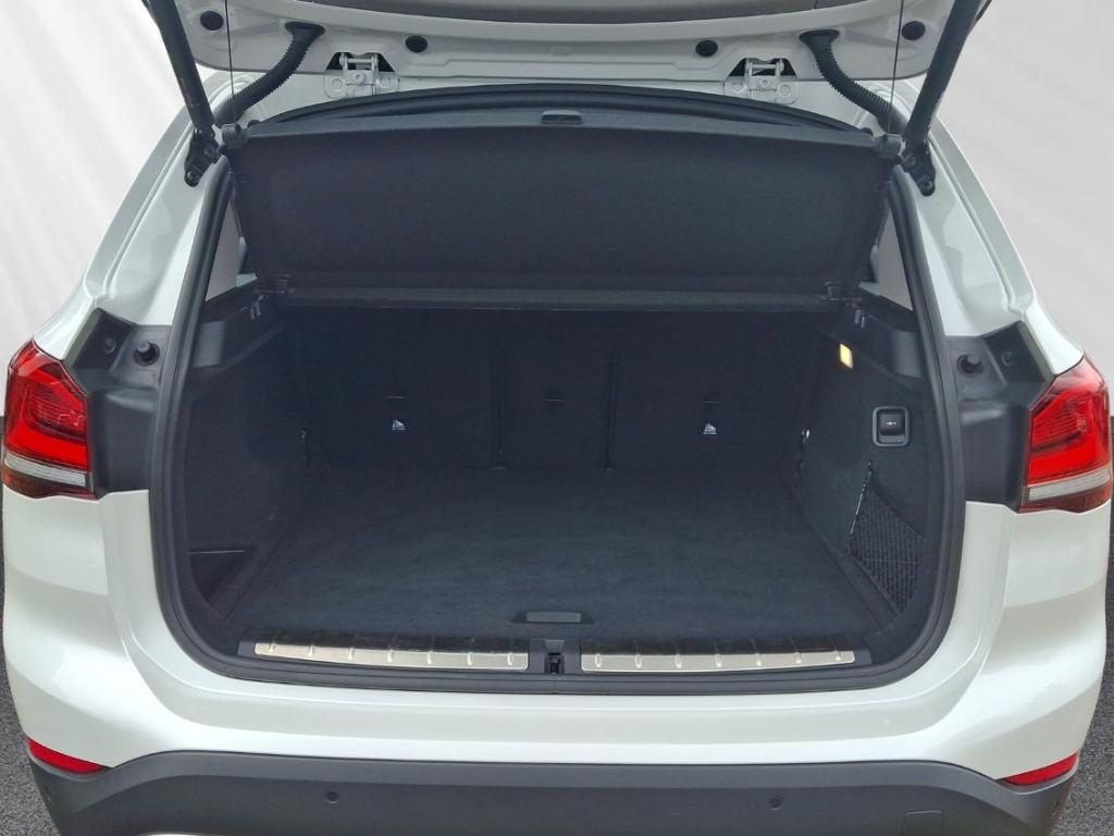BMW X1 sDrive18d xLine HUD HiFi RFK Navi+ Sportsitze, миниатюра 14