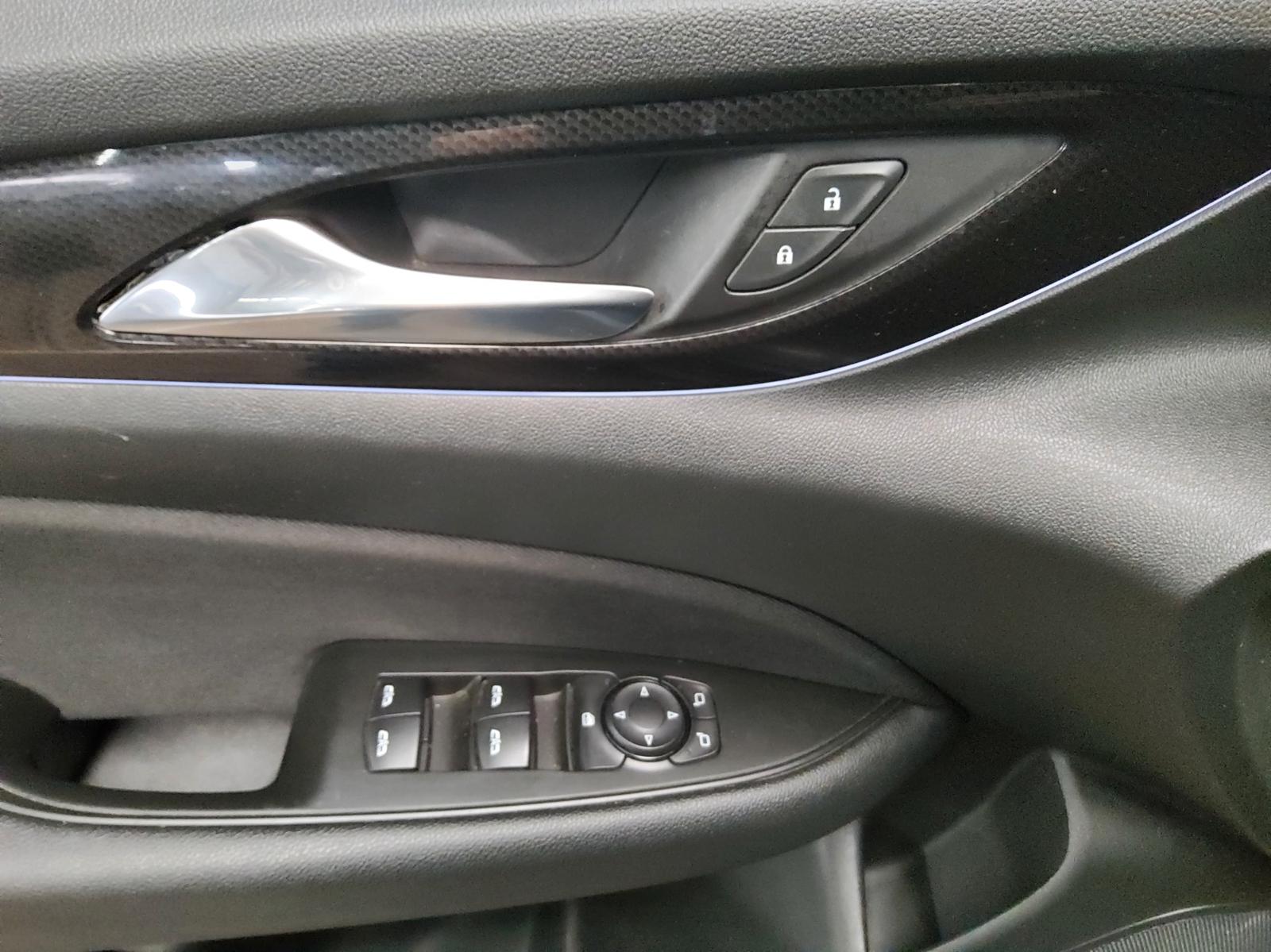 Opel Insignia ST 2.0 D Elegance Navi LED DAB AHK