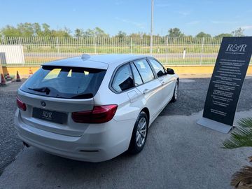 BMW 320 - 4