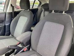 Fahrzeugabbildung Fiat Tipo 1.4 Street AAC SHZ PDC GRA 5 - TÜRER ZV USB