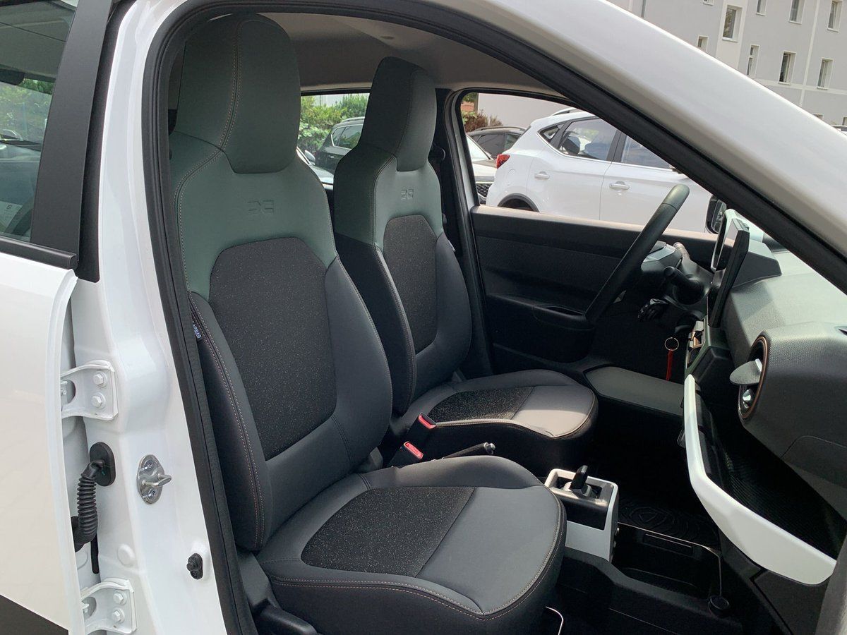 Dacia Spring - Bild 25