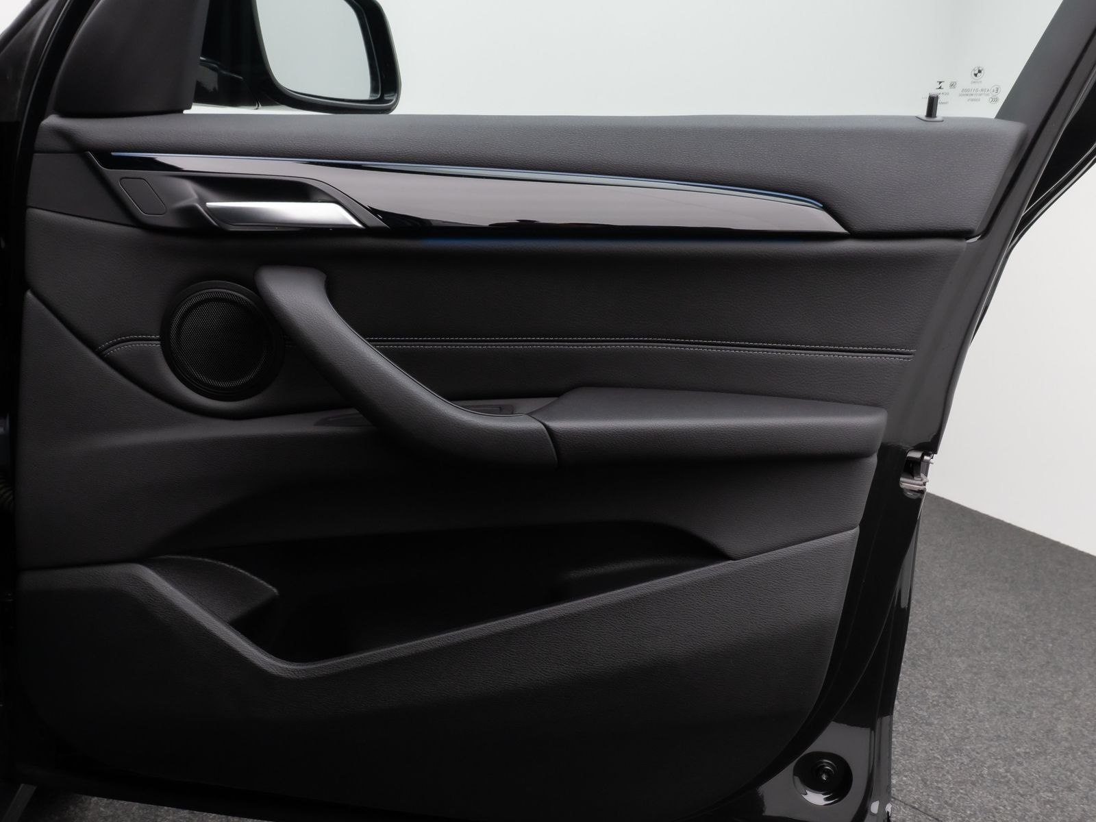 Fahrzeugabbildung BMW X1 xD25e Sport Line Kamera DAB HiFi LED 18Zoll