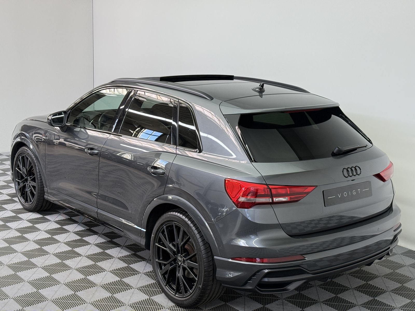 Audi Q3 45 TFSI e S line|2.Hand|Ambiente|Pano|Kamera| imagem 3