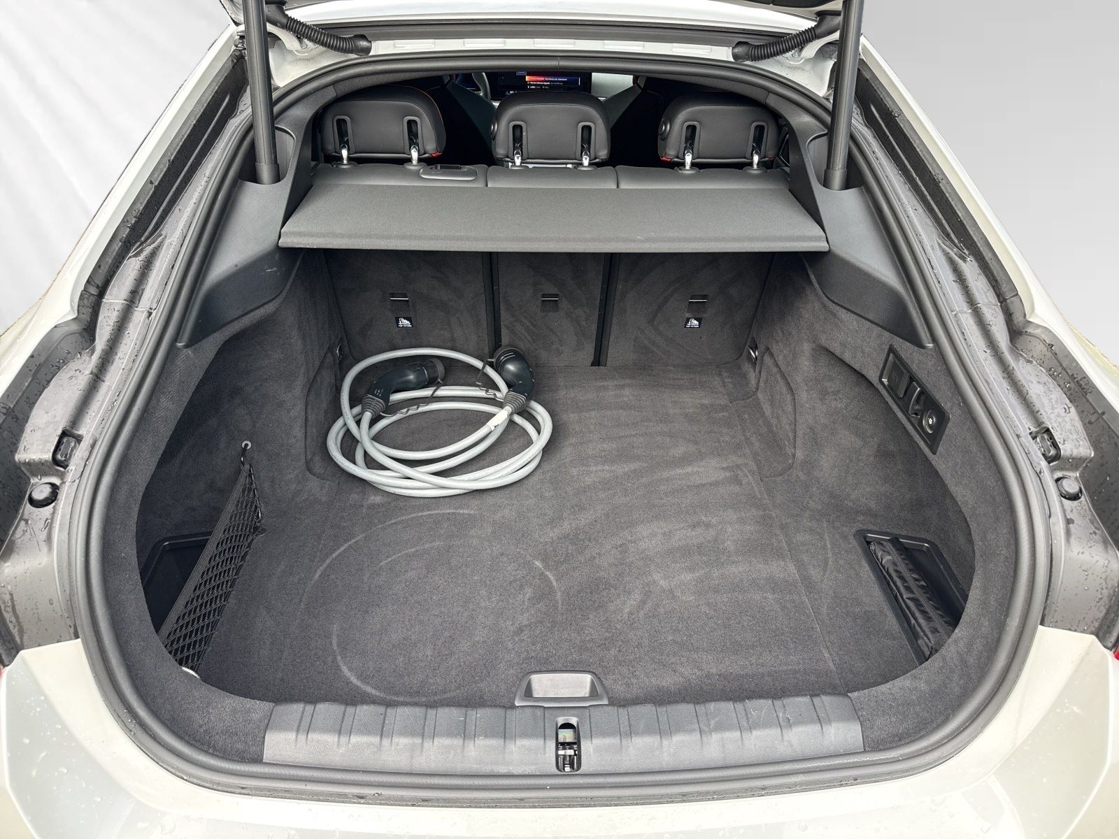 BMW i4 - Bild 16