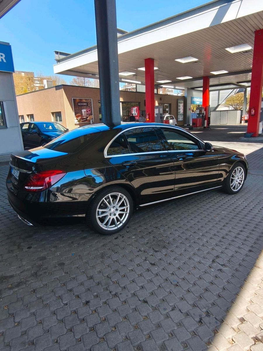 MERCEDES-BENZ Mercedes Benz c classe 220d Avantgarde