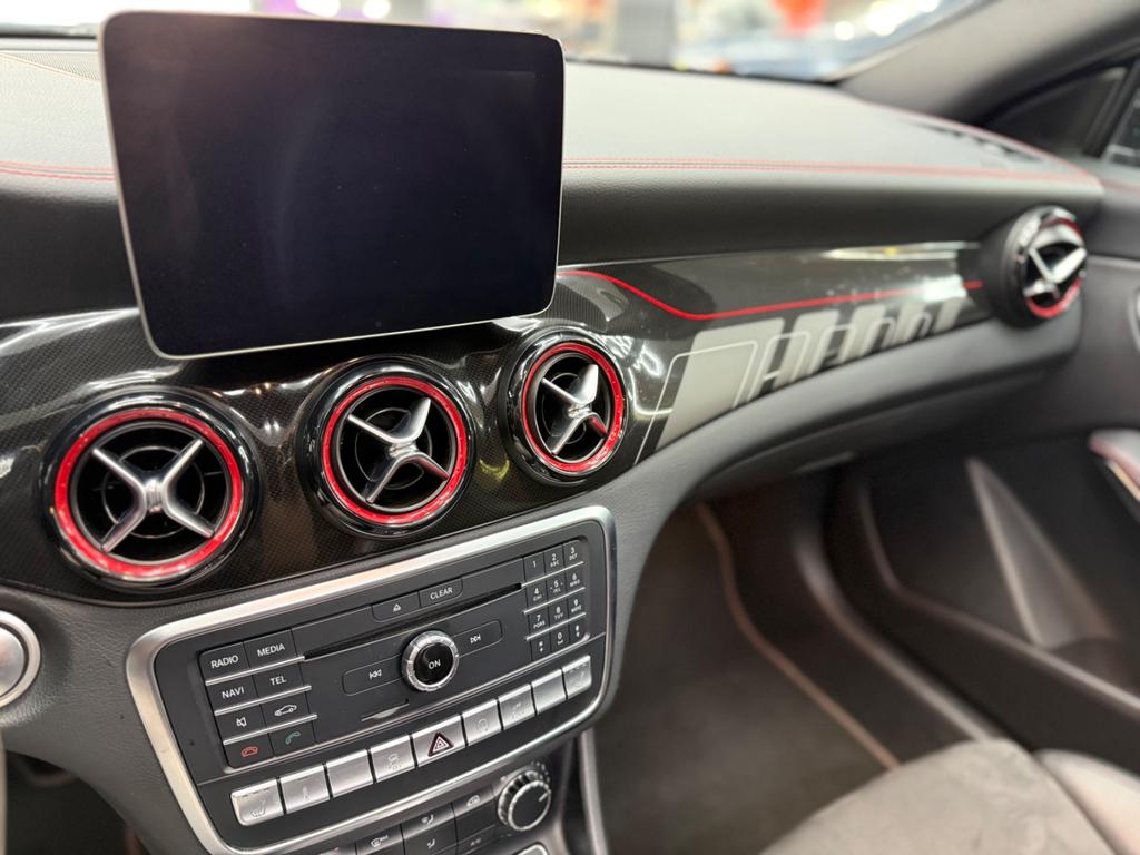 Mercedes-Benz CLA 45 AMG