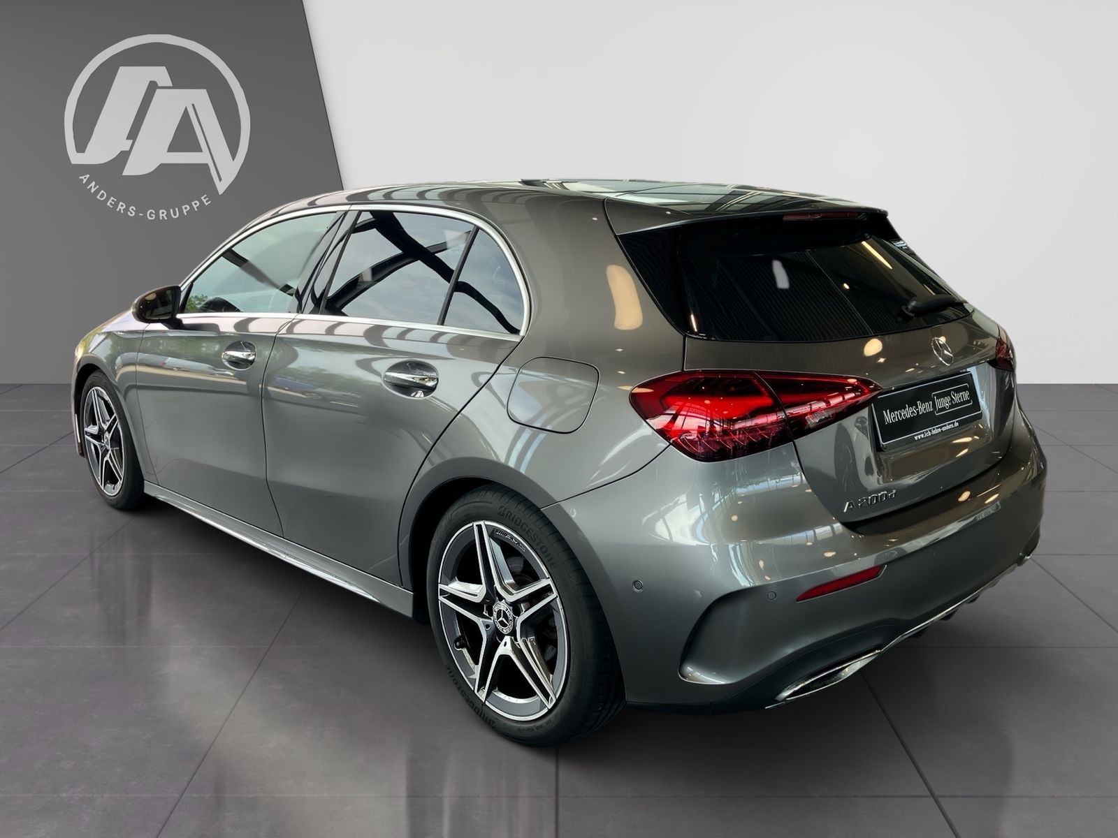 Mercedes-Benz A 200 d AMG+Distr.+LED+Navi+SHZ+Adv. Sound+Kam+ imagem 3