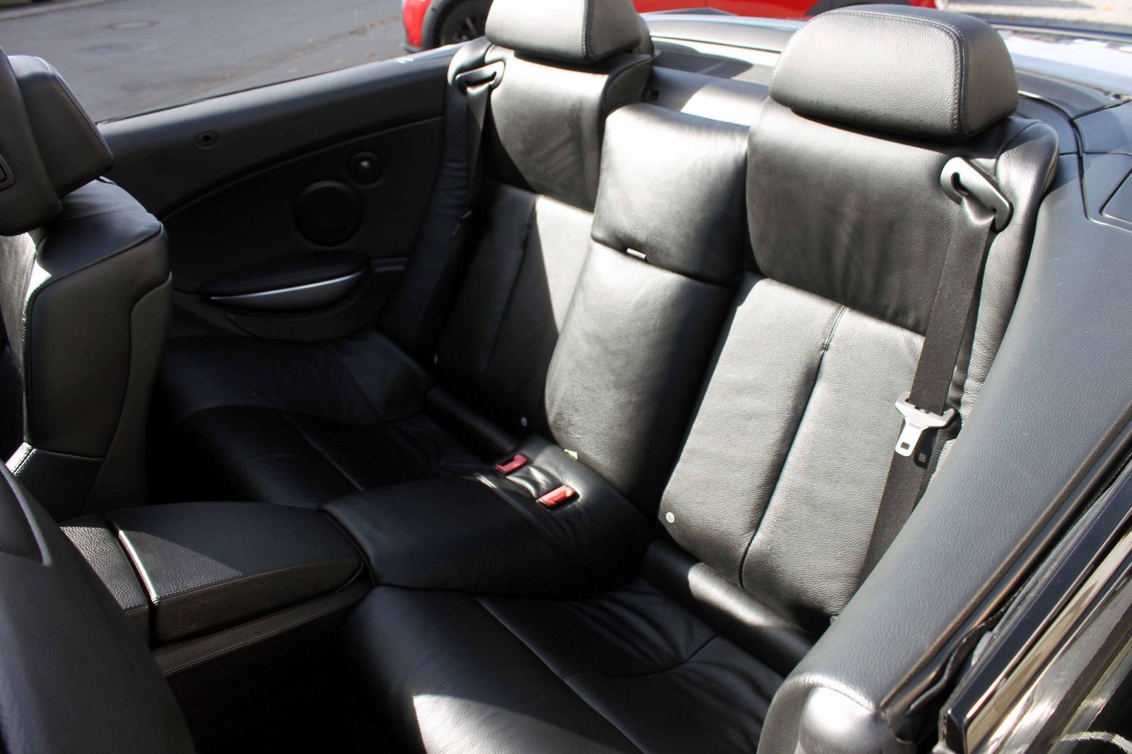 Fahrzeugabbildung BMW 630i Cabrio Aut Sport XENON PDC HUD KLIMA BT SHZ