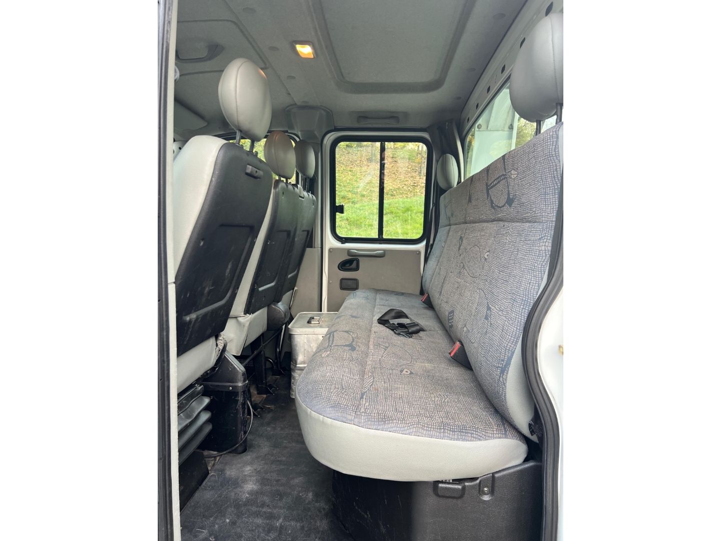 Fahrzeugabbildung Renault Master dCI 145 DOKA 6,5t Hydr. Schiebeplateau AH