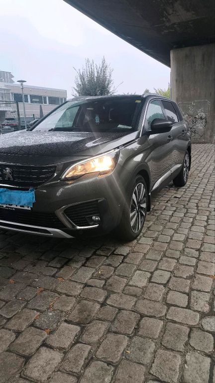 Image of Peugeot 5008