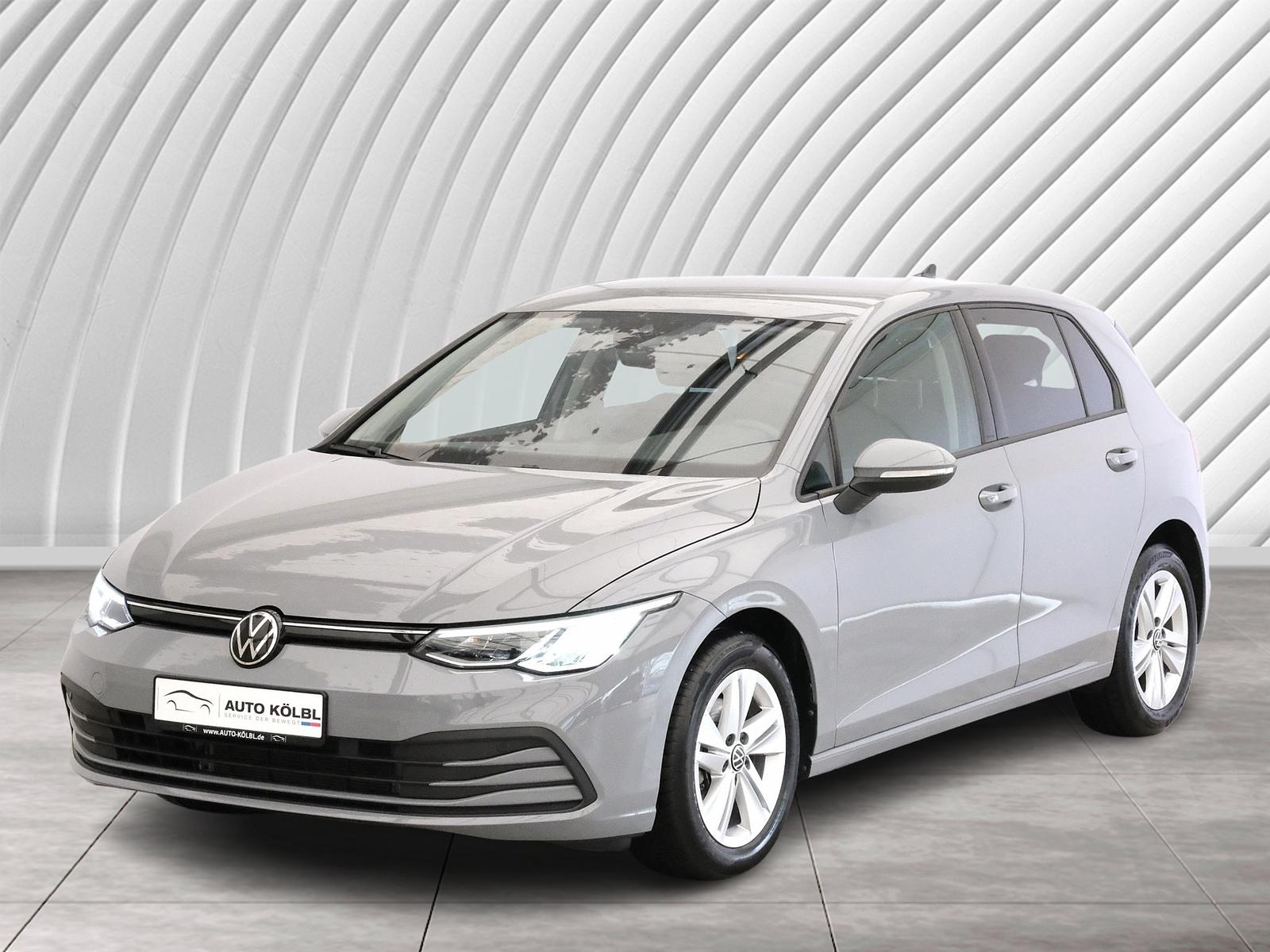 Volkswagen Golf VIII Lim. Life eTSI ACC NAVI LED PDC V+H