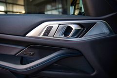 BMW M440i xDrive Coupe*HUD*SHD*PDC*SHZ*LED*18"*