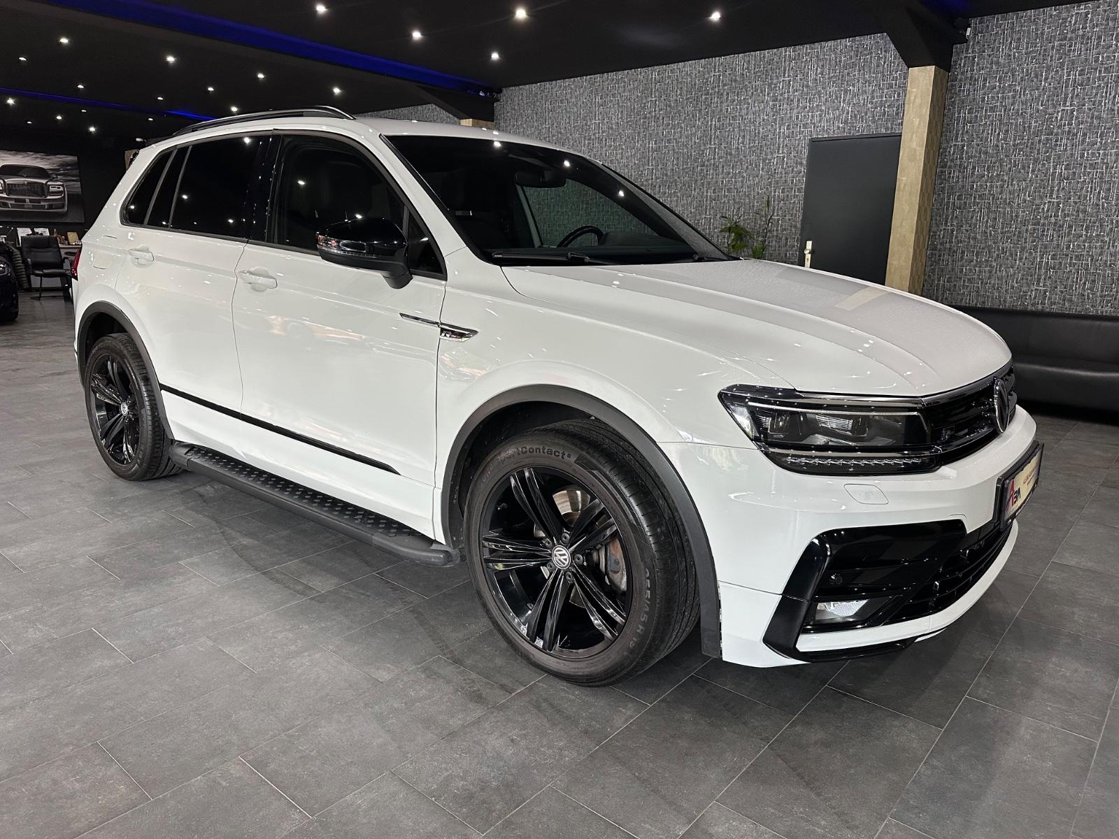 Volkswagen Tiguan 2.0 TDI R-Line 4Motion DSG /PANORAMA/ LED