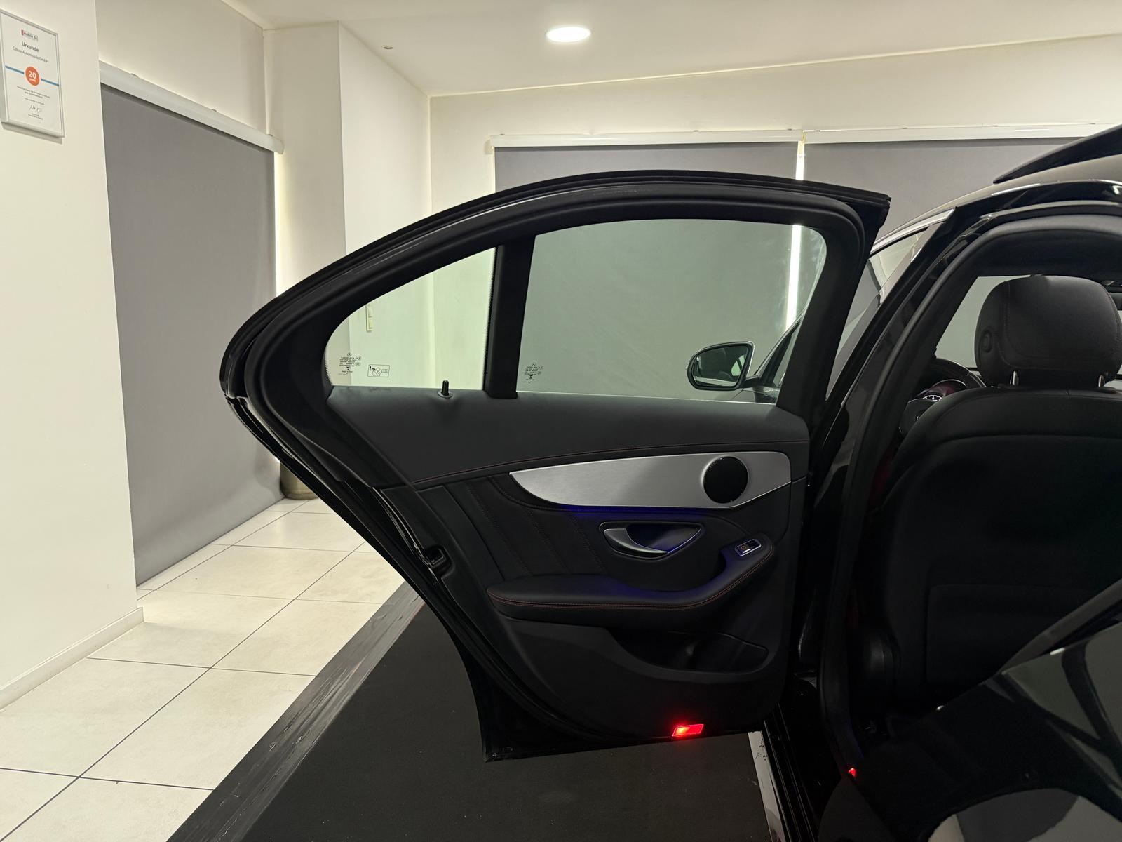 Mercedes-Benz C 43 AMG 4M*PANO*360*AMBIENTE*STHZ*LED*CARPLAY*