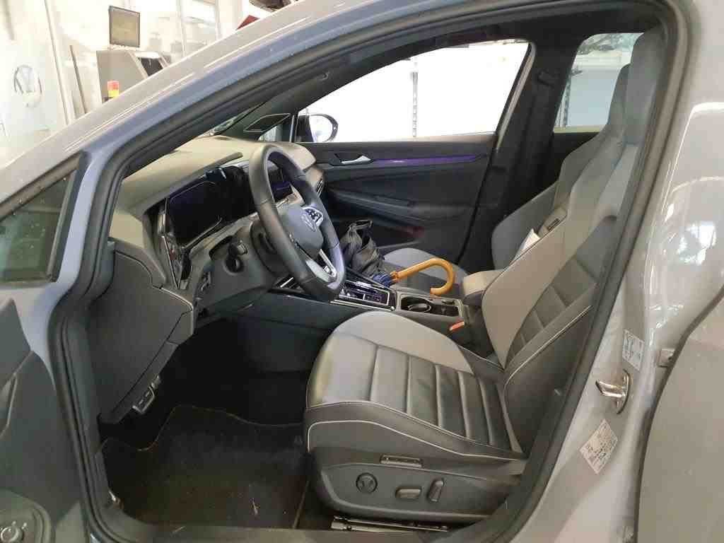 Volkswagen Golf - Bild 8