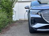 Audi Q4 50 e-tron quattro - - Audi Q4 mit Elektro-Antrieb