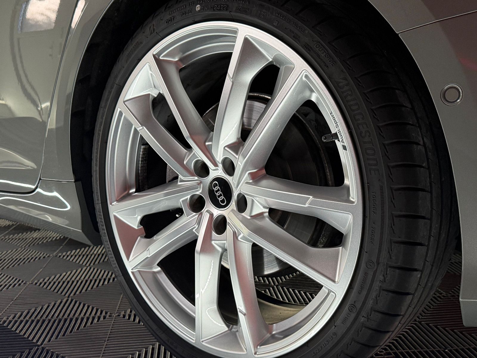 Fahrzeugabbildung Audi A6 Lim. 50 TDI Quattro S-LINE SPORT/HuD/ACC/PANO
