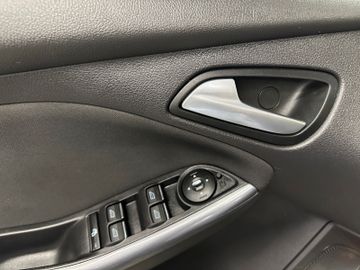 Ford Focus Turnier Titanium