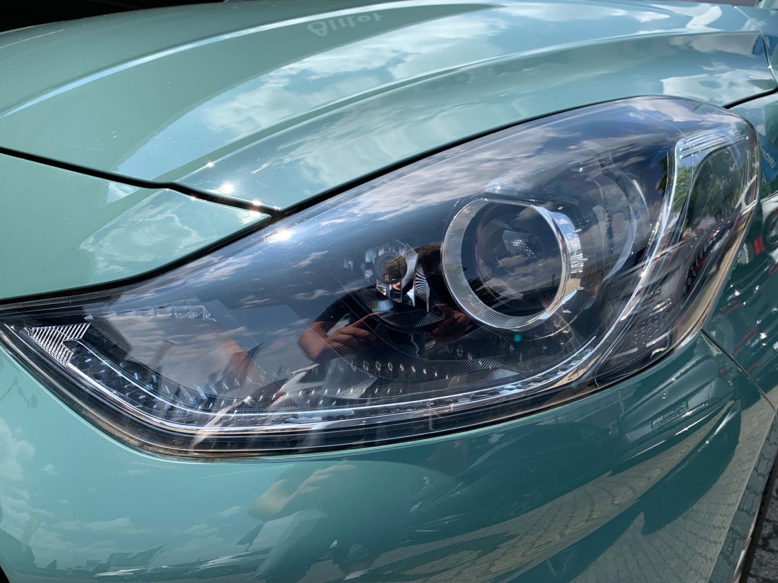 Fahrzeugabbildung Hyundai i10 1.0 Edition 30 1 Hand 8xbereift