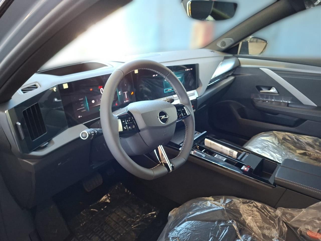 Fahrzeugabbildung Opel Astra L ST GS Electric 115KW