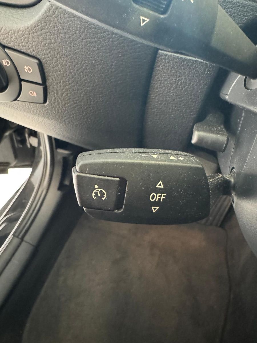 Fahrzeugabbildung BMW X1 18 d xDrive /NAVI/XENON/ALLRAD/GARANTIE