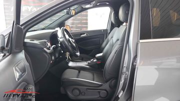 Mercedes B 220 - 10