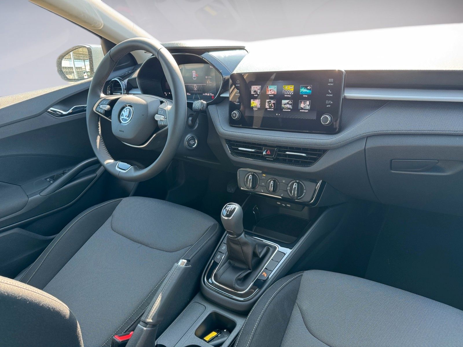 Fahrzeugabbildung SKODA Fabia Selection 1.0TSI