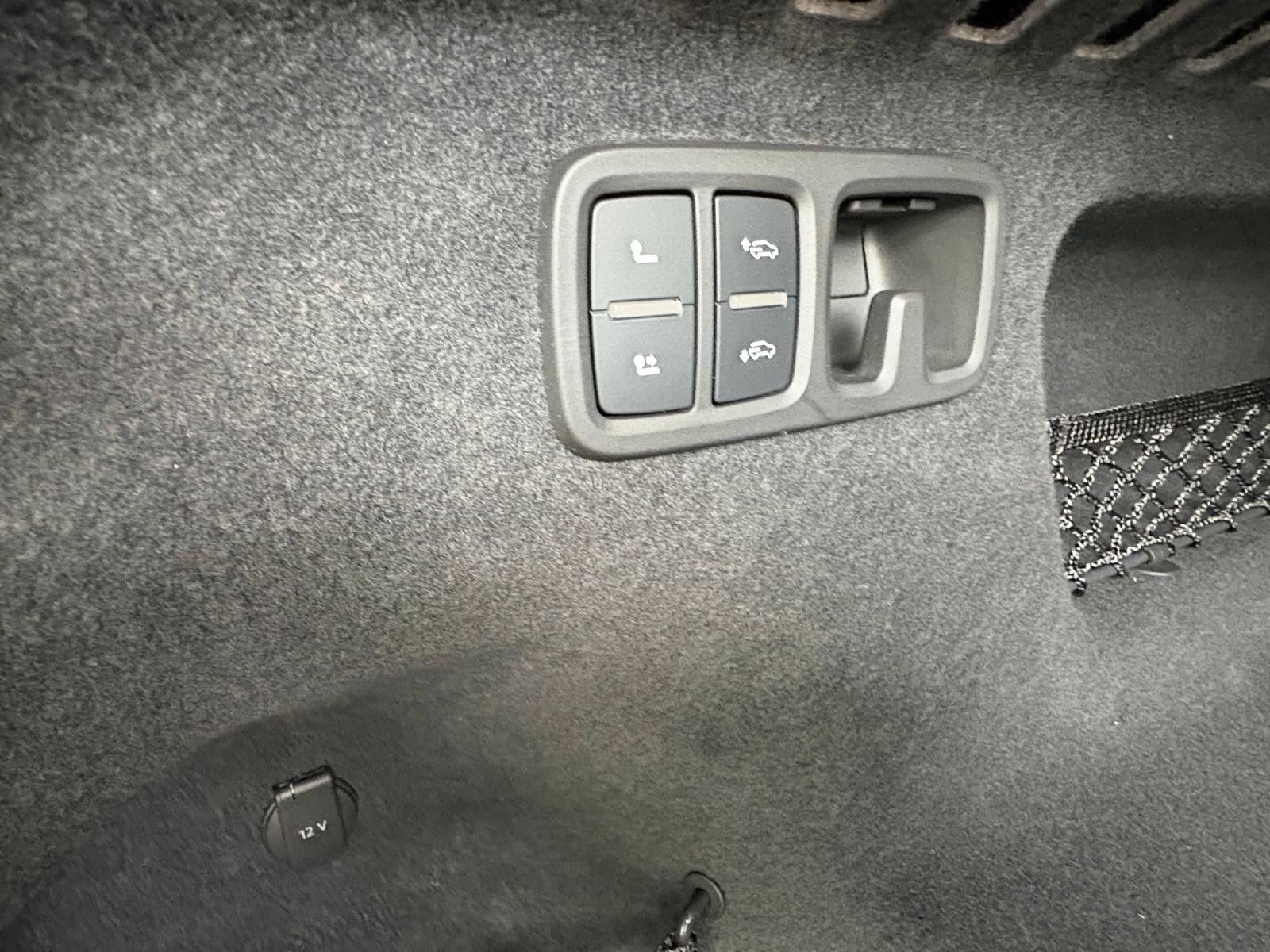 Fahrzeugabbildung Audi RSQ8 keramik*dynamik*massage*stand*23Z*akustik.